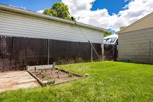 2089 E Crystal Ave, Salt Lake City, UT 84109 - Photo 20