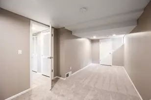2089 E Crystal Ave, Salt Lake City, UT 84109 - Photo 16