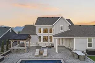 1023 S Candlelight Dr, Saratoga Springs, UT 84045 - Photo 8