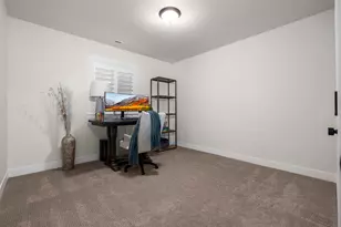 1023 S Candlelight Dr, Saratoga Springs, UT 84045 - Photo 52