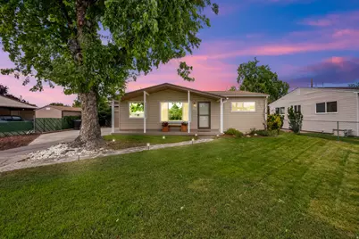 395 E 6270 S, Murray, UT 84107 - Photo 2