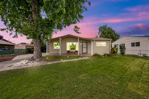 395 E 6270 S, Murray, UT 84107 - Photo 2