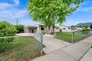 395 E 6270 S, Murray, UT 84107 - Photo 4