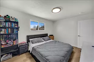 170 W Warm Springs Cir, Washington, UT 84780 - Photo 12