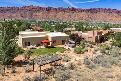 2154 S Rio Verde Dr, Moab, UT 84532 - Photo 32