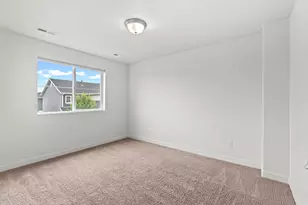 1812 W Parkview Dr S, Syracuse, UT 84075 - Photo 30