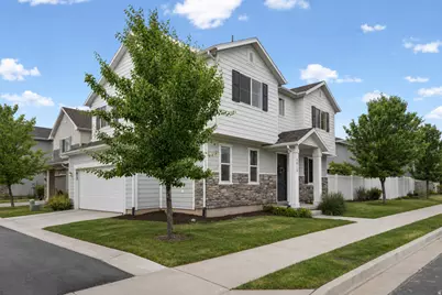 1812 W Parkview Dr S, Syracuse, UT 84075 - Photo 2
