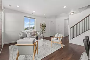 1812 W Parkview Dr S, Syracuse, UT 84075 - Photo 8
