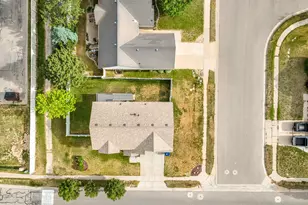 2061 E 7550 S, South Weber, UT 84405 - Photo 24