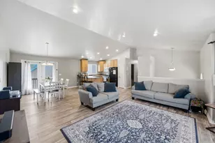 2061 E 7550 S, South Weber, UT 84405 - Photo 4