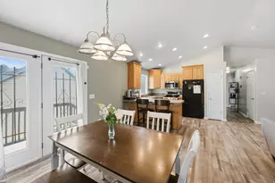 2061 E 7550 S, South Weber, UT 84405 - Photo 8