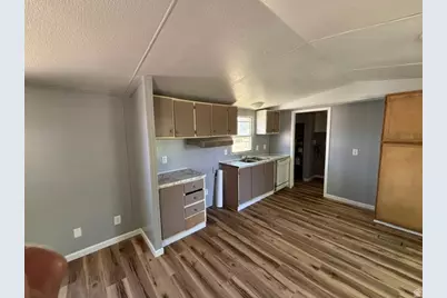 50 S 1500 W #28, Vernal, UT 84078 - Photo 2