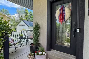 626 E Treven Pl, Draper, UT 84020 - Photo 4