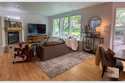 626 E Treven Pl, Draper, UT 84020 - Photo 10