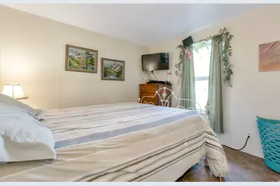8808 S Cambridge Cir W, Sandy, UT 84070 - Photo 14