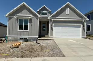 195 E 580 N, Providence, UT 84332 - Photo 2