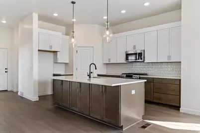 7042 W Terraine Rd, West Jordan, UT 84081 - Photo 14