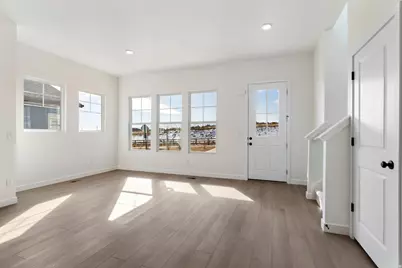 7042 W Terraine Rd, West Jordan, UT 84081 - Photo 10