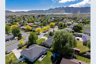 827 W 2730 S, Nibley, UT 84321 - Photo 32