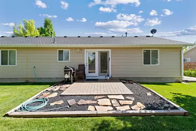 827 W 2730 S, Nibley, UT 84321 - Photo 18