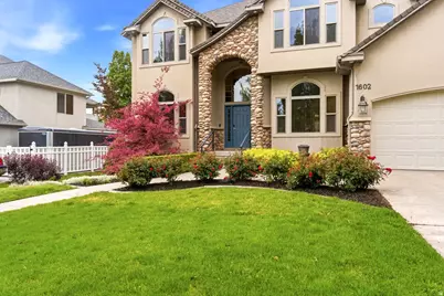 1602 Harvey Rd, Fruit Heights, UT 84037 - Photo 2