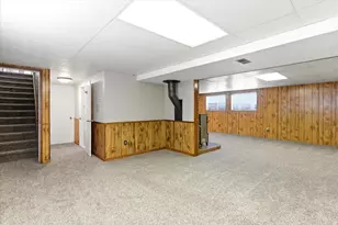 5555 S 1025 E, South Ogden, UT 84405 - Photo 24