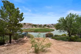 2476 Canyon Ridge Dr, Saint George, UT 84770 - Photo 2