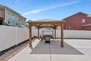 213 W Prickly Pear Dr, Saratoga Springs, UT 84045 - Photo 32
