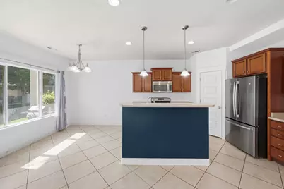 8947 S Heights Dr E, Sandy, UT 84094 - Photo 4