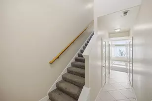 8947 S Heights Dr E, Sandy, UT 84094 - Photo 8