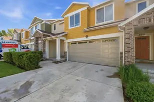 8947 S Heights Dr E, Sandy, UT 84094 - Photo 20