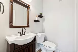 2568 S Palomino Dr W, Saratoga Springs, UT 84045 - Photo 12