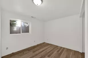 951 E South Fork Cir S, Sandy, UT 84094 - Photo 12