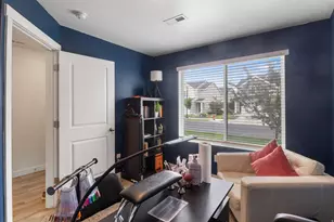 1087 E Waterway Ln, Saratoga Springs, UT 84045 - Photo 20