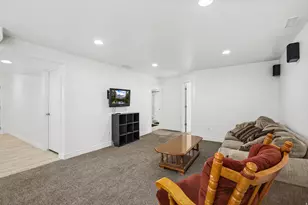 242 N 3600 W, Layton, UT 84041 - Photo 24