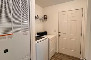 1050 W 5100 S, Riverdale, UT 84405 - Photo 10