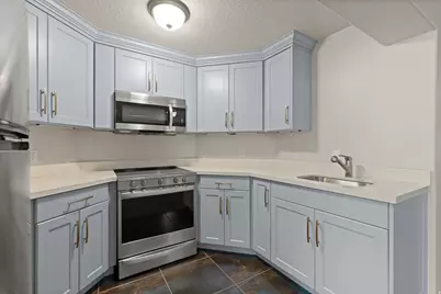 11486 S Markridge Cir W, South Jordan, UT 84095 - Photo 40
