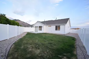 118 W 1100 N, Harrisville, UT 84404 - Photo 16