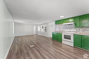 881 W Storm Mountain Dr, Taylorsville, UT 84123 - Photo 12