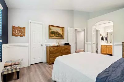 1039 E Wyndom Way N, Layton, UT 84040 - Photo 14
