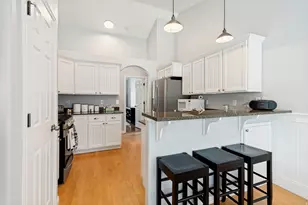 1039 E Wyndom Way N, Layton, UT 84040 - Photo 8