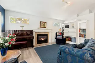 1039 E Wyndom Way N, Layton, UT 84040 - Photo 4