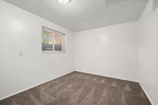 2234 N 1100 W, Layton, UT 84041 - Photo 28