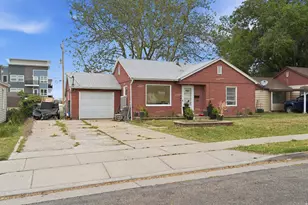 98 S 350 E, Clearfield, UT 84015 - Photo 2