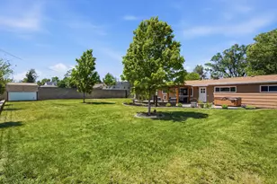 6889 S Village Rd E, Cottonwood Heights, UT 84121 - Photo 34