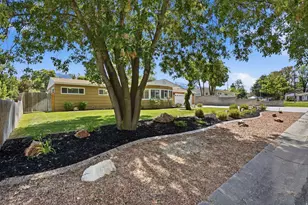 6889 S Village Rd E, Cottonwood Heights, UT 84121 - Photo 36