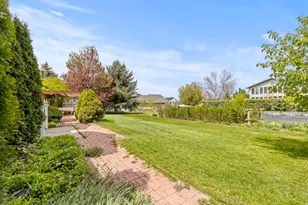 215 W 1800 N, Logan, UT 84341 - Photo 30
