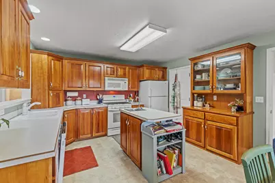215 W 1800 N, Logan, UT 84341 - Photo 12