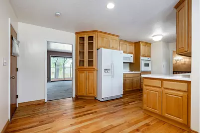 734 E 1850 S, Bountiful, UT 84010 - Photo 10