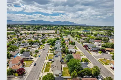 2528 W Level Dr S, Taylorsville, UT 84129 - Photo 40